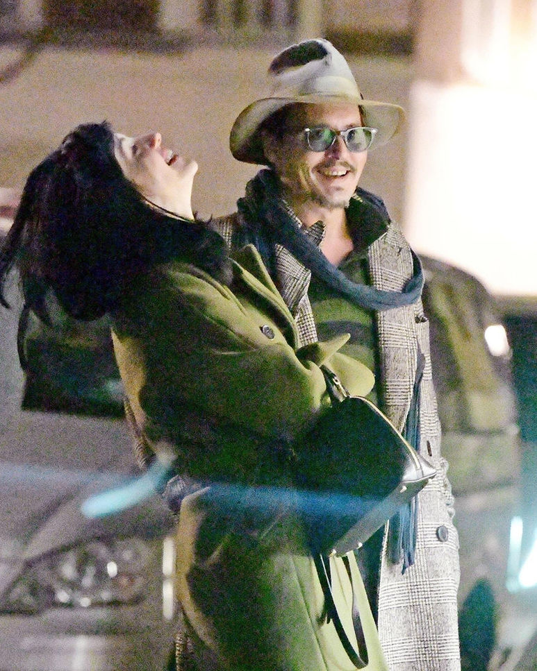 Does Johnny Depp Have A New Girlfriend