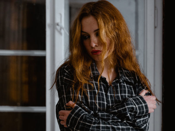 Что такое Газлайтинг в отношениях и в психологии - Я Покупаю