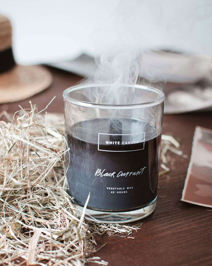 Свеча Black Currant whitecandle, 1 800 руб. 