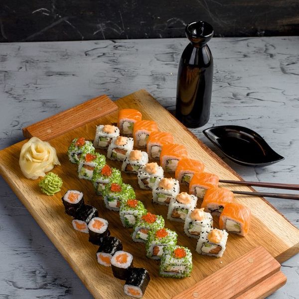 Самые вкусные суши, какие роллы самые вкусные | Online-Sushi