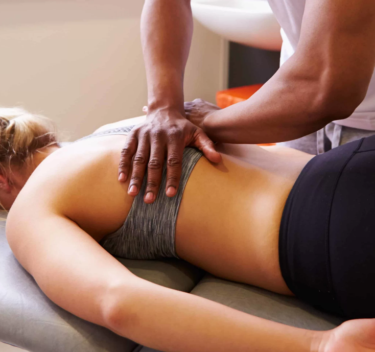 Onlyfans massage. Спортивный массаж тела. Спортивный массаж спины. Массаж для женщин. Спортивный массаж ягодиц.