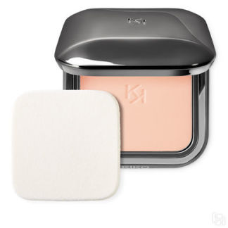 WEIGHTLESS PERFECTION WET AND DRY POWDER FOUNDATION Компактная основа